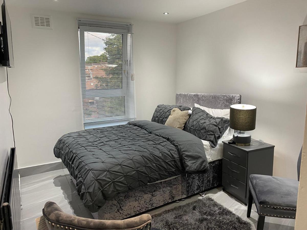 Luxurious 2-Bed Apartment In Woolwich London Exteriör bild