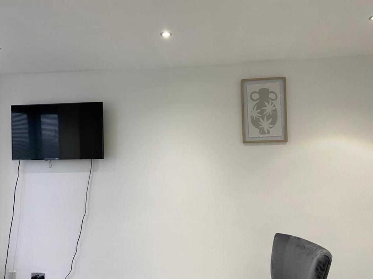 Luxurious 2-Bed Apartment In Woolwich London Exteriör bild