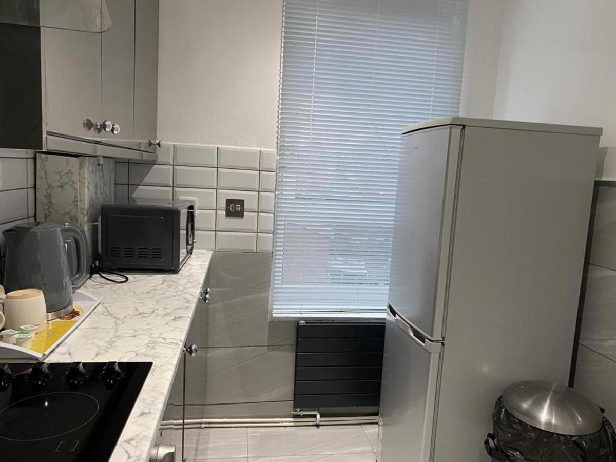 Luxurious 2-Bed Apartment In Woolwich London Exteriör bild