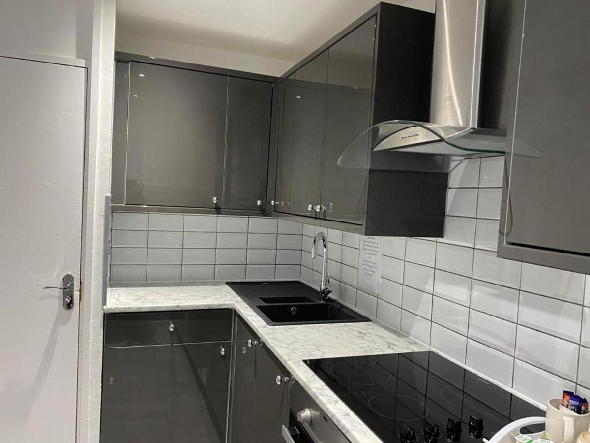 Luxurious 2-Bed Apartment In Woolwich London Exteriör bild
